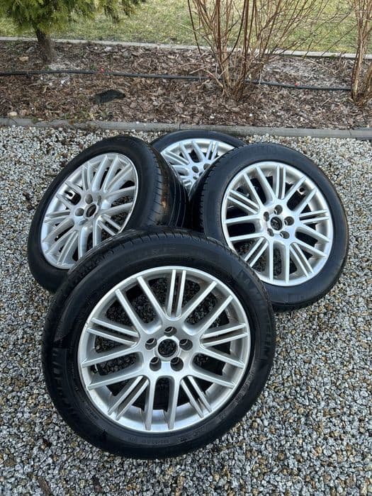 Felgi BORBET 5x100 r17 et38 VW Golf