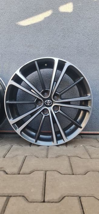 17 5x100  subaru Brz.