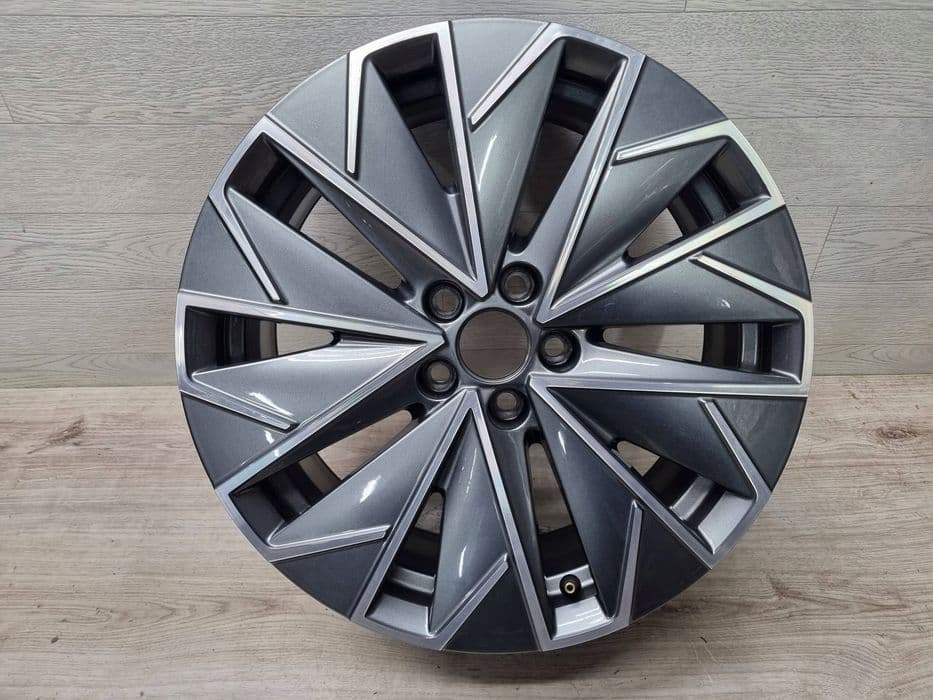 felga skoda scala 6.5jx17h2 et40 5x100 658601025f