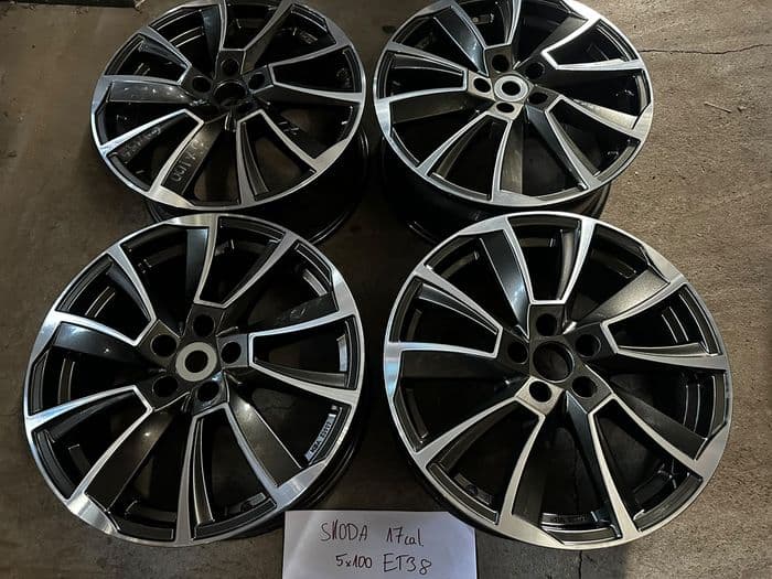 Felgi org Skoda 17" 5x100 Kamiq Skala Rapid Fabia Octavia I.  Bardzo ładne