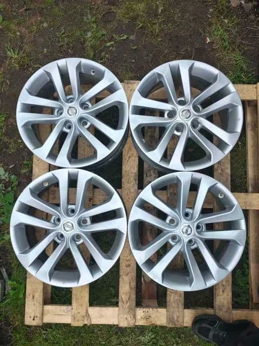 FELGI Aluminiowe Nissan Oryginalne R17 5x114.3 ET38