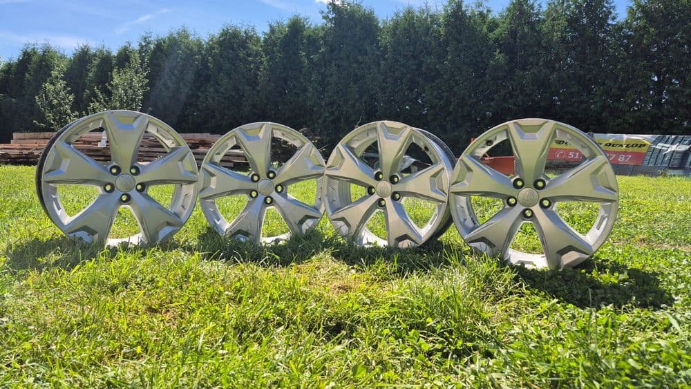 Oryginalne felgi aluminiowe Alufelgi Subaru 17" 5x100 7J ET48 Forester XV Legacy Impreza