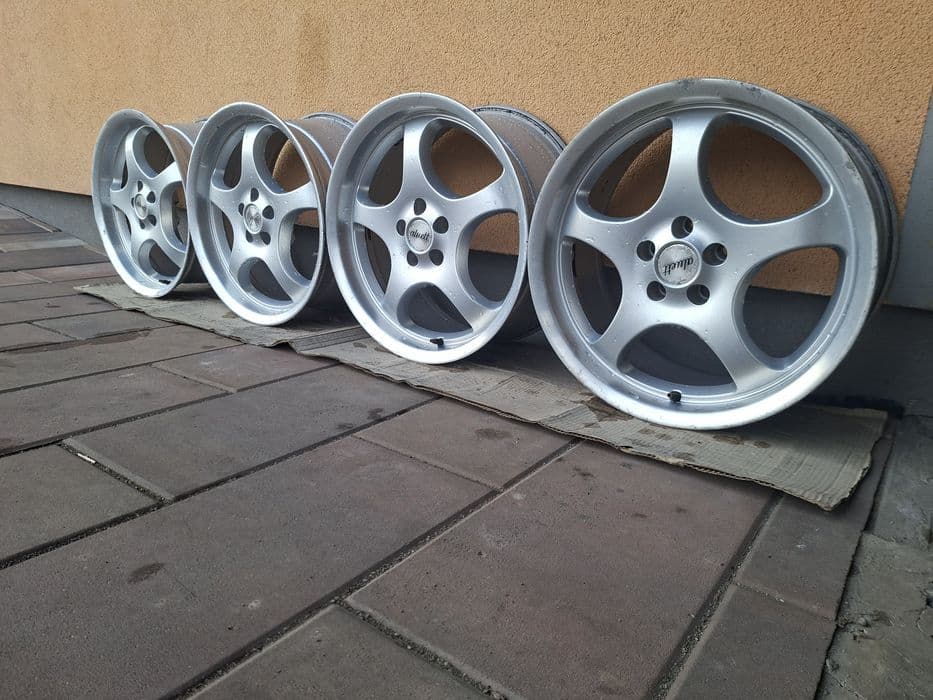 Alu Felgi Aluminiowe 5X100 17 Cali Volkswagen Skoda Seat Toyota