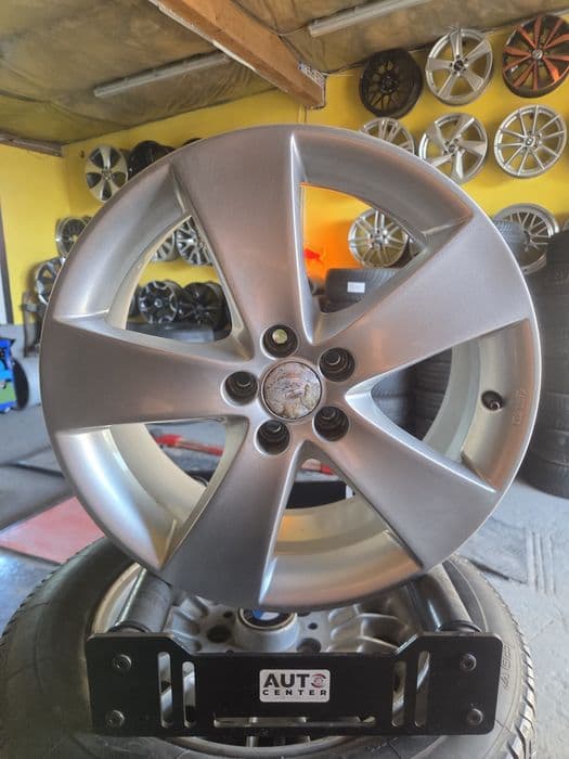 Felgi Aluminiowe 5x100 7Jx17 ET 48 Subaru Forester IV Legacy Outback
