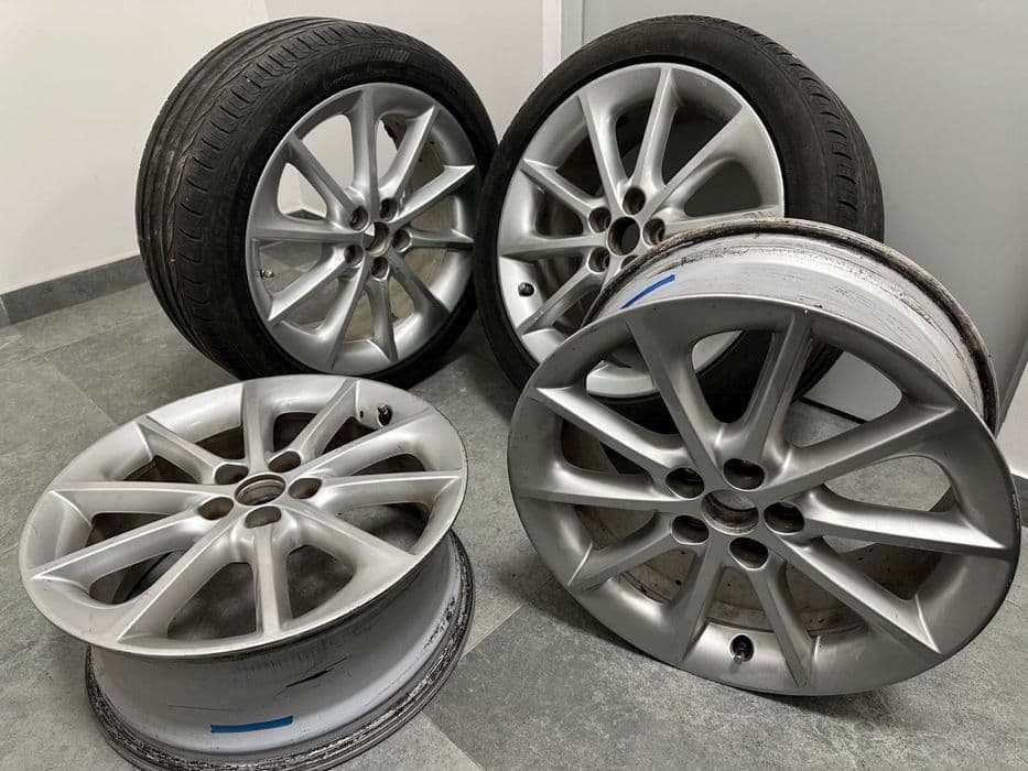 Felgi 17 Lexus CT200H + OPONY Bridgestone GRATIS
