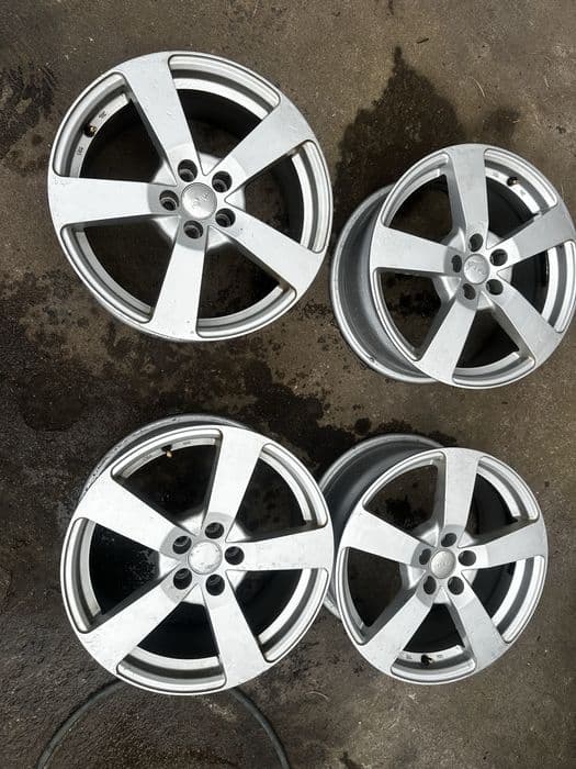 Felgi r17    5 x100