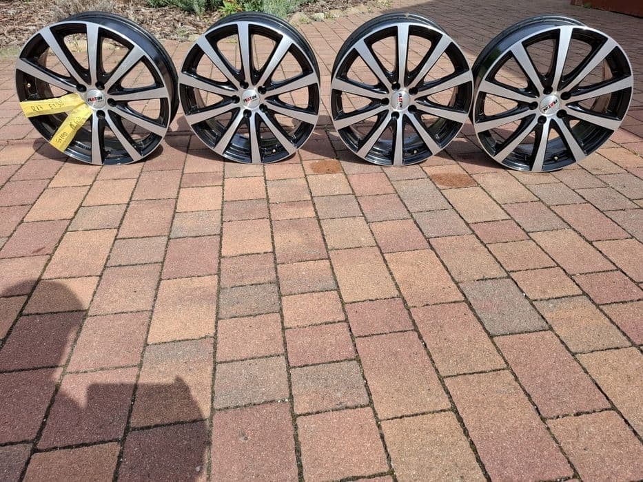 Felgi Platin r17 5x100 et35