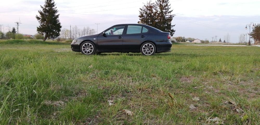 alufelgi z oponami  5x100 eMotion wheels Germany sport 7.5jx17H2...225/45 r 17 audi Seat skoda vw