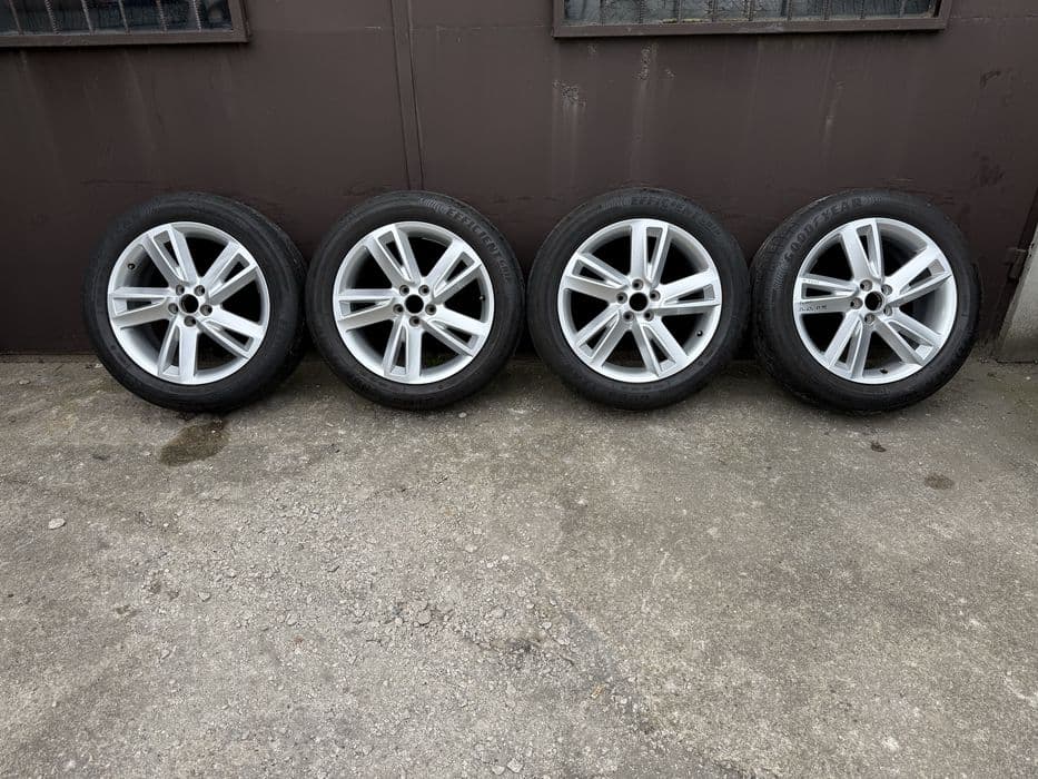 Felgi aluminiowe 5x100 17x6,5j et48 Seat Skoda Vw