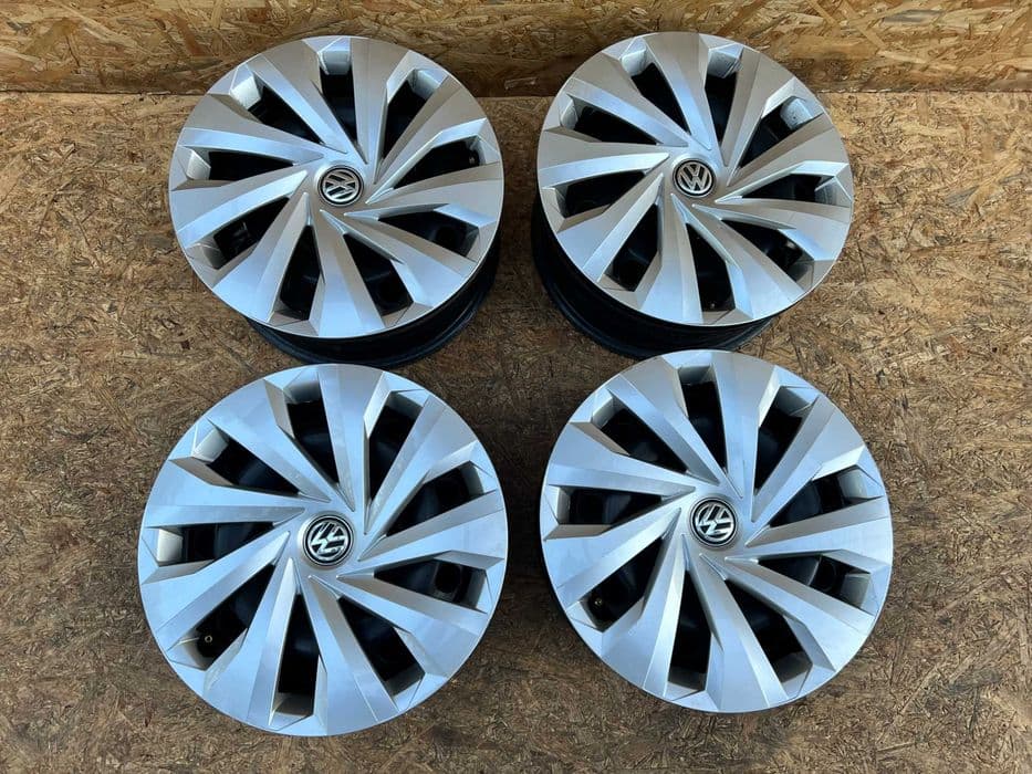 VOLKSWAGEN POLO 2G 17 > felgi stalowe 15 5,5Jx15H2 ET40 + kołpaki kpl