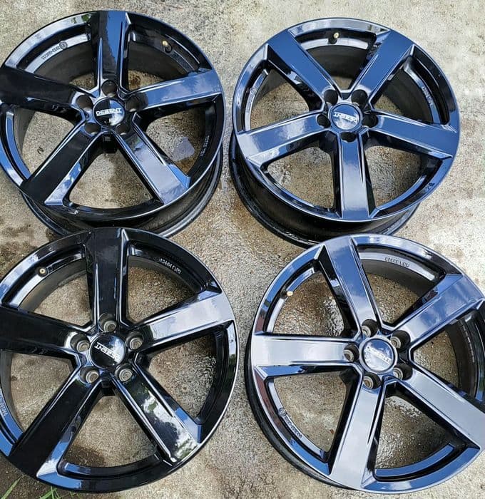 Felgi Aluminiowe Dezent 17cali 5x100 Komplet