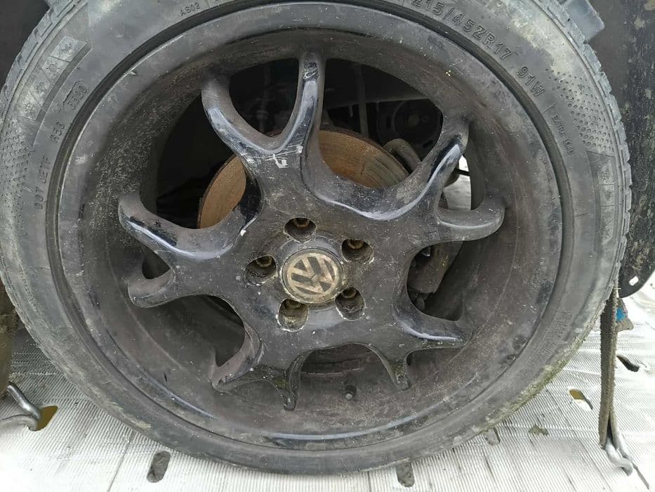 Felga Felgi 17 calowa, aluminiowa, 5-ramienna/ 5-otworowa 5x100 VW GOLF IV BORA AUDI A3 8L  SEAT LEON I TOLEDO II