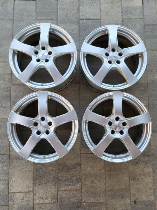 Felgi felga aluminiowe alu komplet dezent 7JX17 17 ET38 5X100