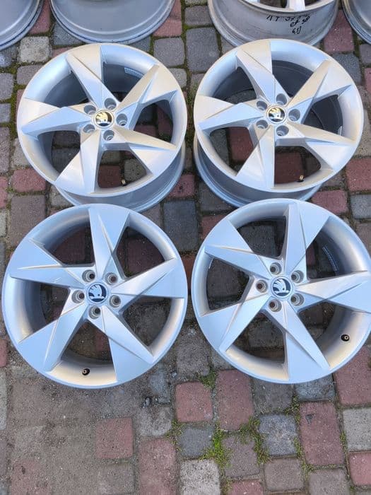 Felgi aluminiowe 17  Skoda Seat Audi Volkswagen 5x100