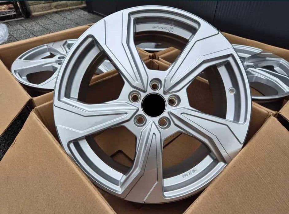 4x Felgi 17 SEAT Arona Ibiza 7J ET 51 5x100