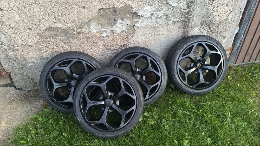 Koła felgi aluminiowe 17" Arcasting + opony Toyo Proxes CF2 | Czarny mat | Stan bdb