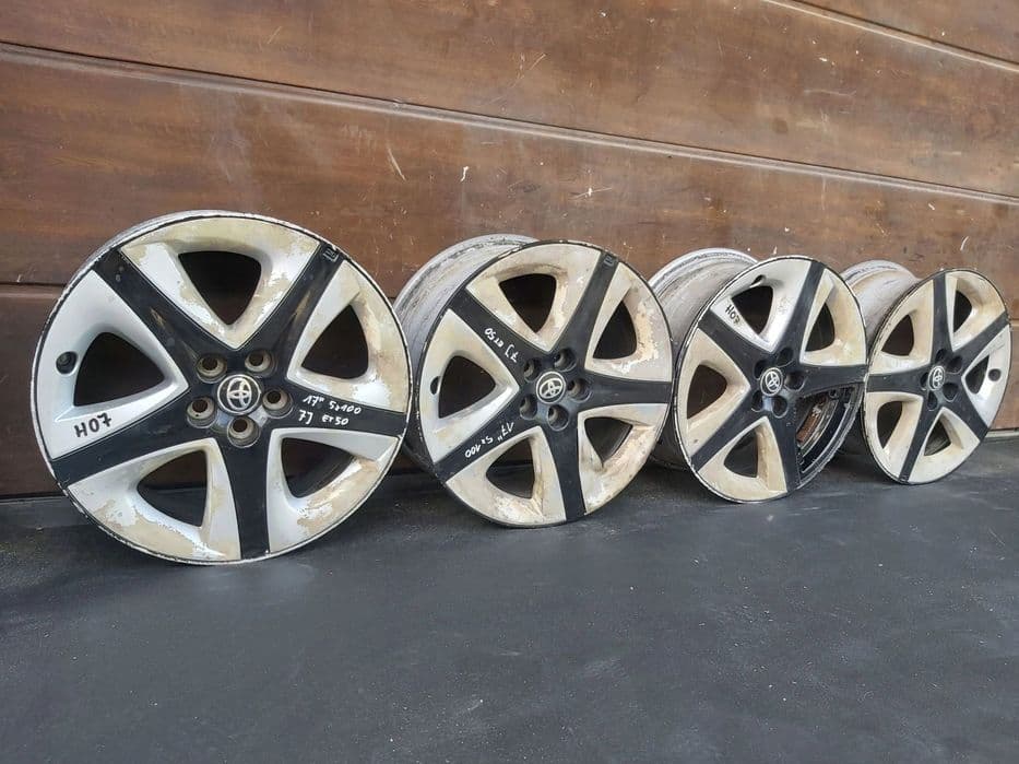 Toyota Prius IV III II Aluflegi felgi 17 5x100 7j et50