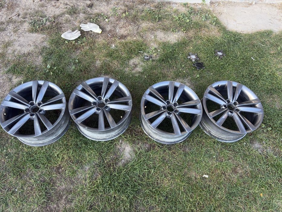 Felgi seat r17 5x100