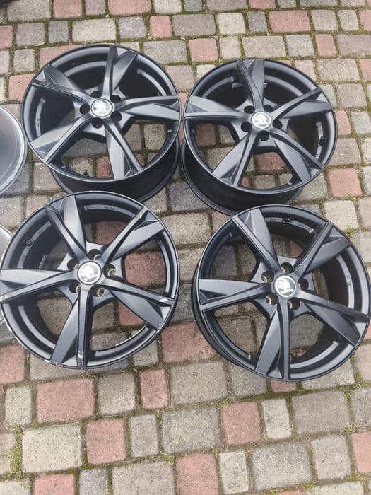 Felgi aluminiowe 17 Skoda Volkswagen Audi Seat -  5x100