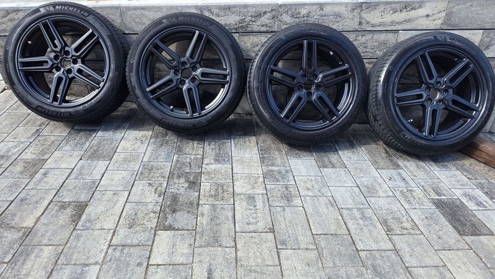 Felgi 17' czarne 5x100 205/50/r17

2 000 zł

do negocjacji