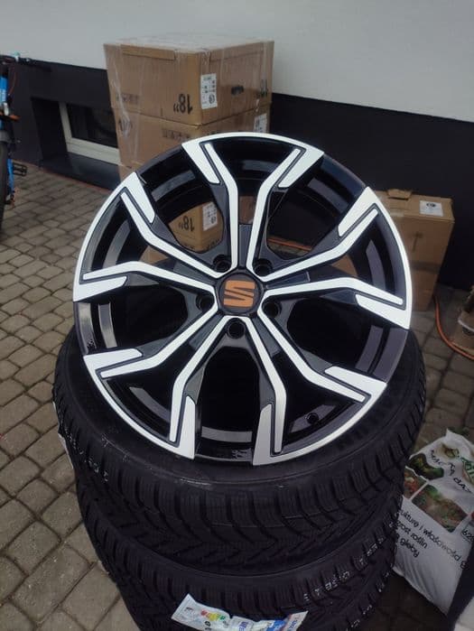 Nowe alufelgi felgi aluminiowe 17 5x100 57.1 Seat arona Leon Ibiza  VW tcross t cross TAIGO t-cross  polo golf roomster rapid