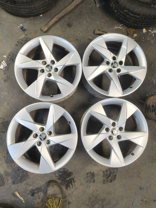 Alufelgi 5x100 Skoda Audi 17' Jarbet #2.30