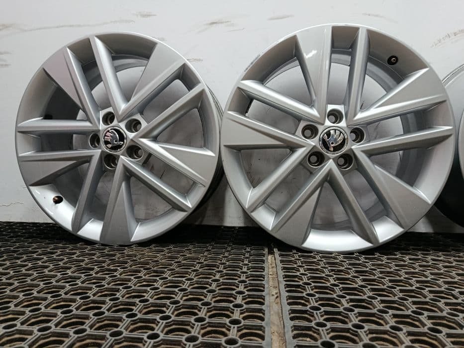 Alufelgi 17"5x100 Skoda VW Seat