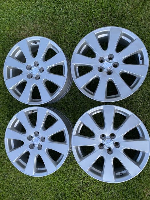 Oryginalne felgi aluminiowe 17cali Toyota Avensis 5x100