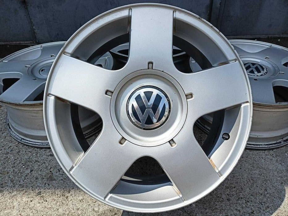 Oryginał felgi 15cali VW Golf Bora Fox Jetta Polo Vento Santana Z196