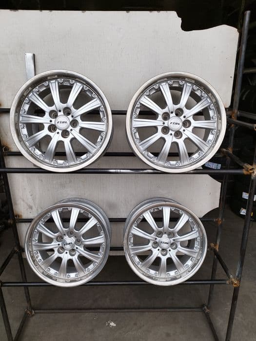 Felgi 17" 5x100 Et 35 8j Audi VW Skoda Seat