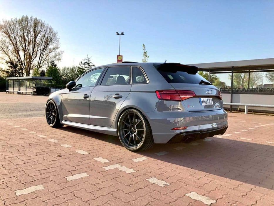 Motec ULTRALIGHT MCR2 19" 19x8,5J ET43 5x112 Audi A3 S3 RS3 8V 8Y