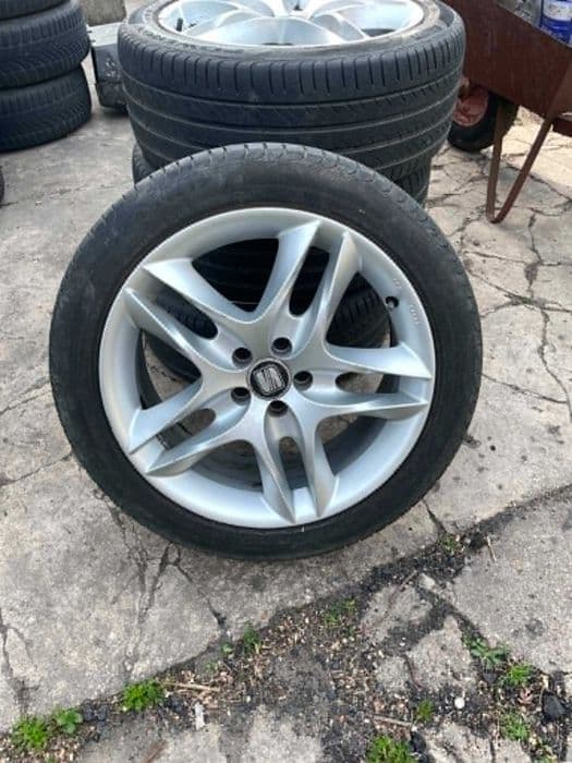 Sprzedam felgi aluminiowe 17