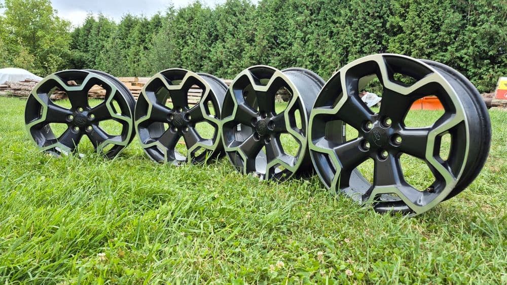 Oryginalne alufelgi felgi aluminiowe  Subaru 17” 5x100 7J ET48 XV Impreza Forester