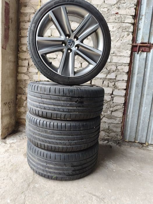 Alufelgi 17"  5x100 VW Skoda Seat 215/40R17 Lato