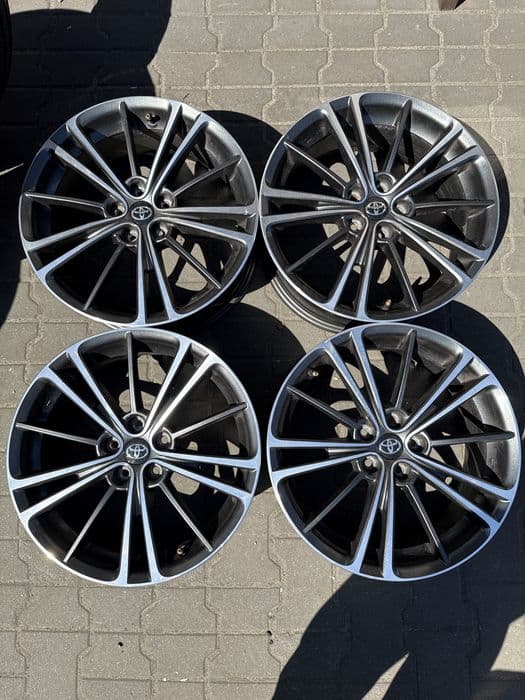 Felgi aluminiowe 17 cali 5x100 7J et 48 Toyota Gt86 Subaru