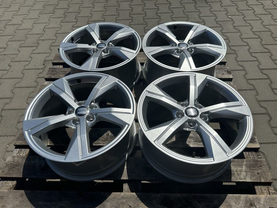 5x100 7,5jx17 et46 17” OE seat audi vw skoda komplet nowe