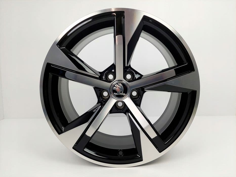 NOWE ORYGINALNE Felgi 17" Skoda Fabia Kamiq Rapid Scala