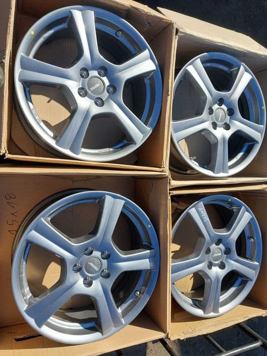 Alufelgi 17 5x100 Audi Volkswagen Seat Skoda Tyota Nowe Demo Montaż
