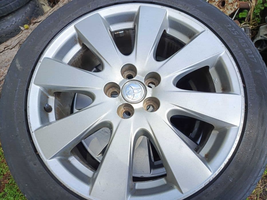 Alufelgi Toyota Avensis 5x100  17" stan bdb