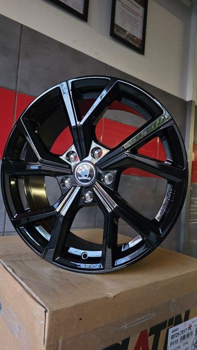 Nowe! Felgi 17" 5x100 Skoda Camiq Scala Romster Fabia Praktik Subaru Audi Seat Świdnik