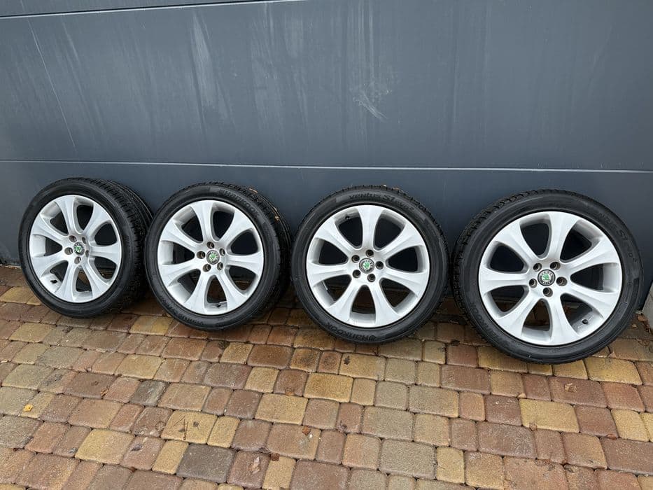 felgi 17 5x100 7j et38 z oponami