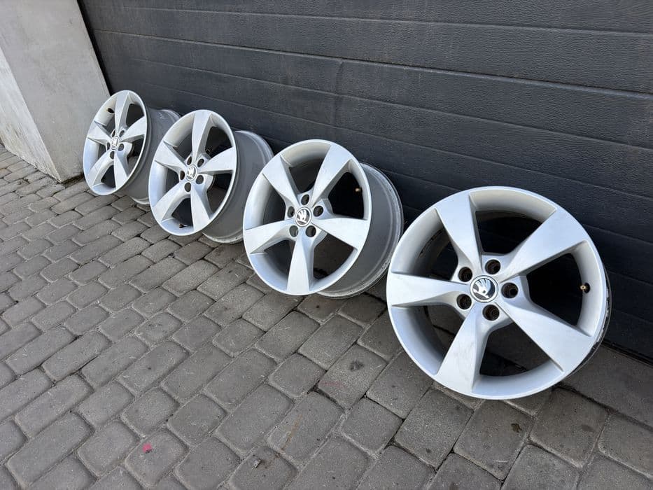 Felgi aluminiowe 16” 5x100 oryginalna Skoda