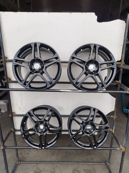 Felgi 17" 5x100 Et 38 7j Audi VW Skoda Seat Toyota