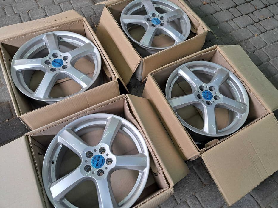 Felgi 5x100 17 Enzo skoda Audi Vw Volkswagen Toyota