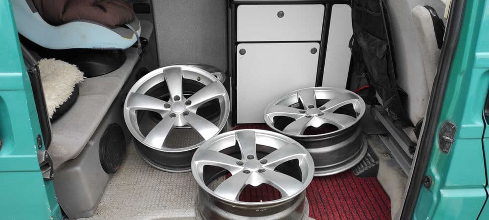 Odnowione felgi 17 AEZ 5x100 Audi TT S3 Leon Ibiza VW Golf 4 Skoda BDB