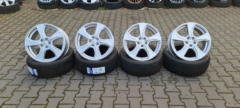 Felgi aluminiowe Dezent 17" 5x100 7j et51 Skoda Seat Vw Audi Baic itp.