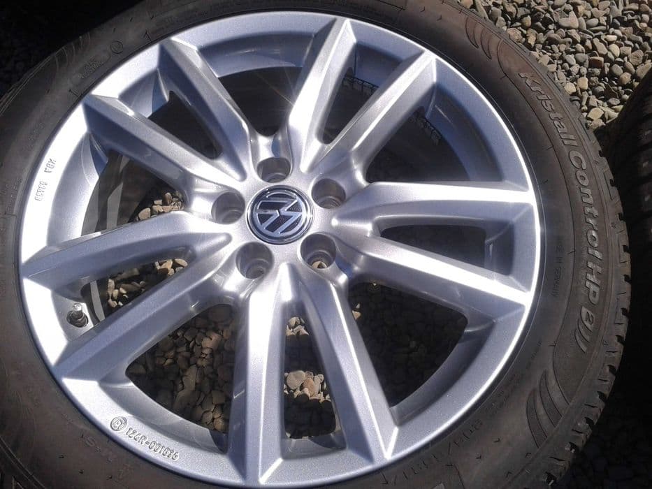 oryginalne r17 5x100 felgi 17cali jak nowe mielec volkswagen polo tcross taigo golf seat leon arona toledo ibiza audi a1 a3 cms szare bora a2 tt
