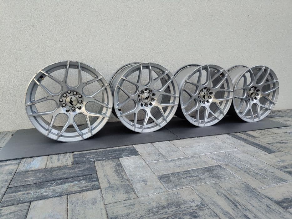Felgi Japan Racing jr18 17cali 5x114 i 5x100