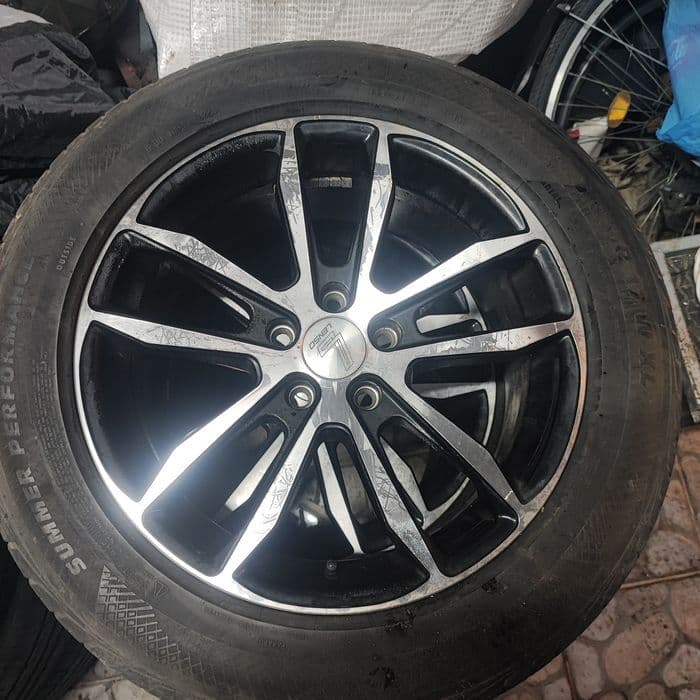 Sprzedam felgi aluminiowe Lenso 17” z oponami 225/55 R17