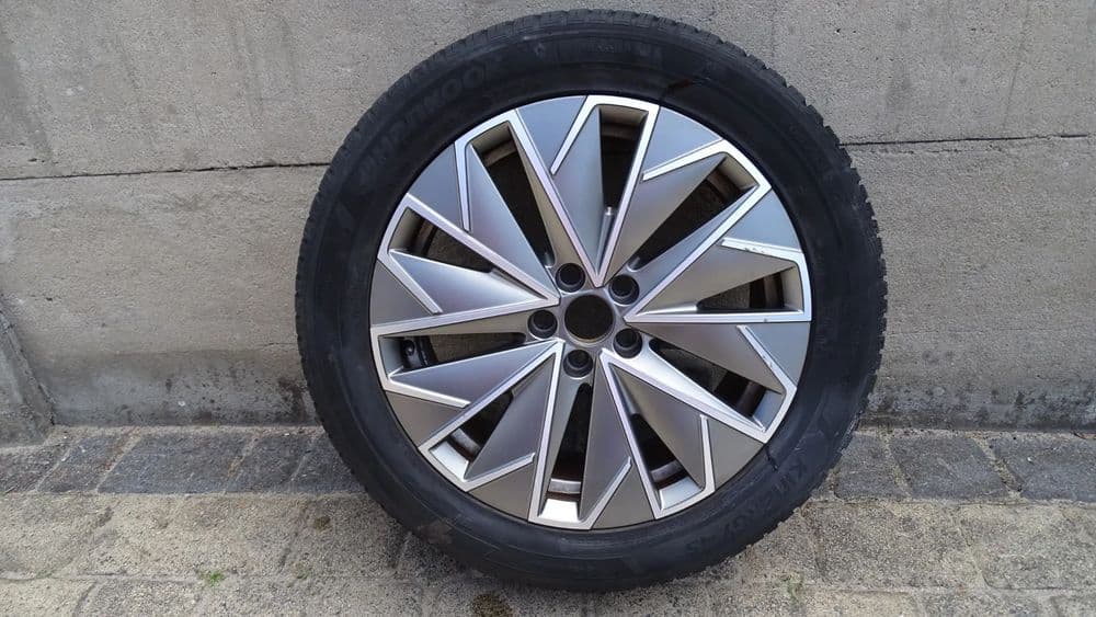 SKODA KAMIQ 658 6.5Jx17H2 ET40 5X100 - felga